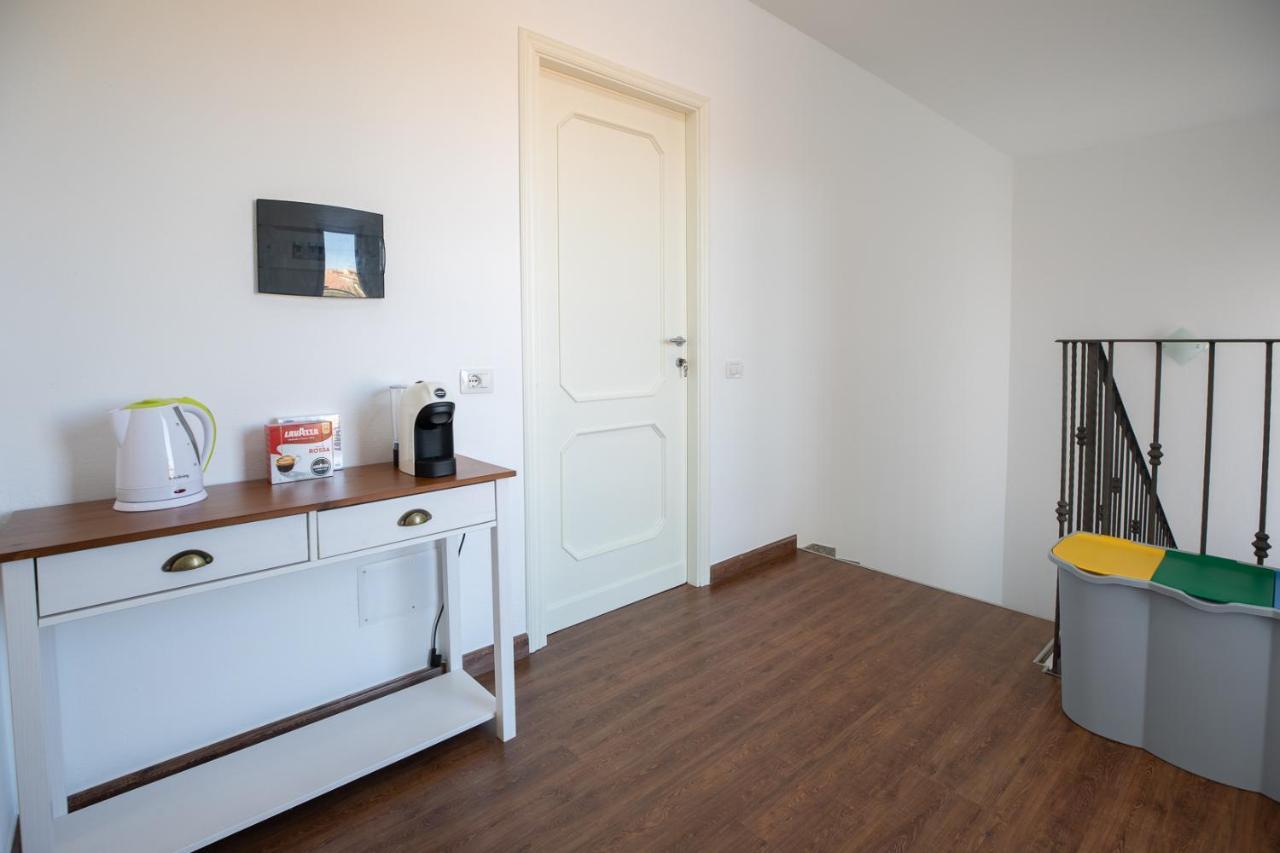 La Magnolia Rooms Ольбія Екстер'єр фото